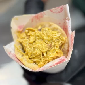 Arepa Ají de Gallina